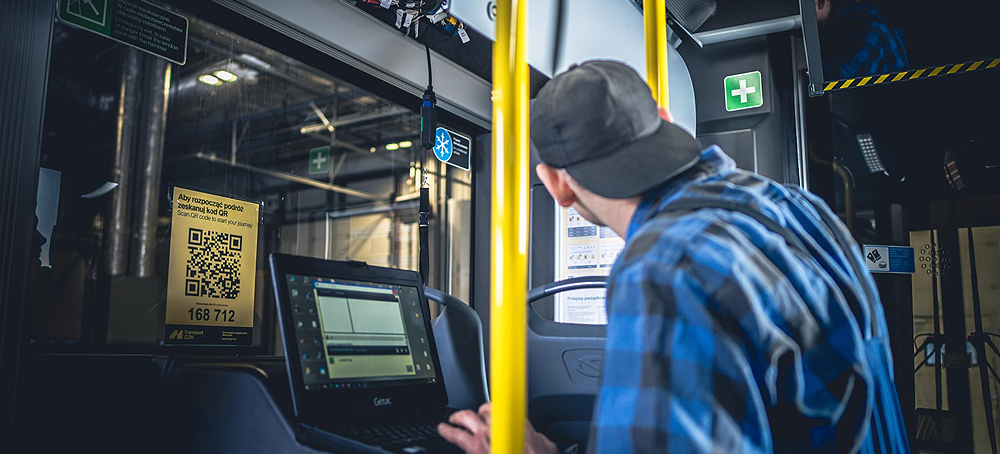 PRACA: Elektromechanik / Elektromechaniczka